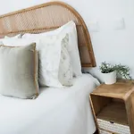 The Bird House Apartment *