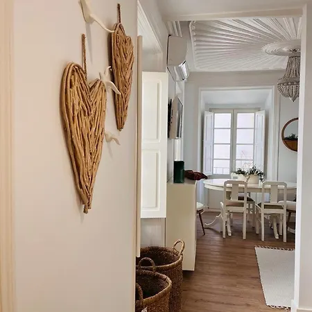 The Bird House Nazaré