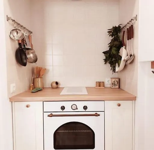 The Bird House Apartment *