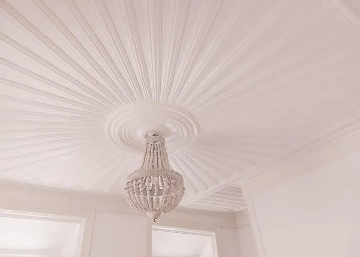 The Bird House * Nazare