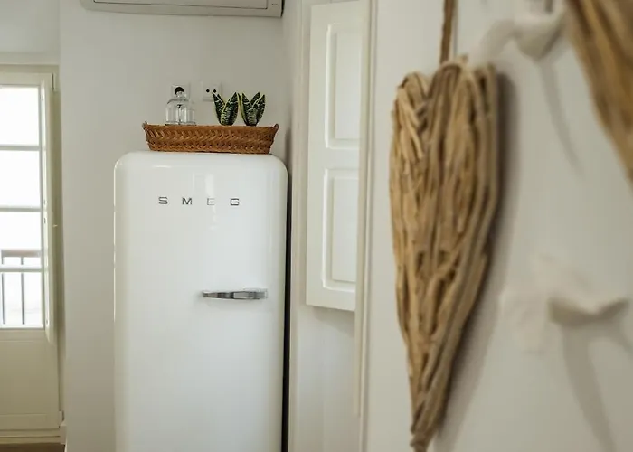 The Bird House Apartment *